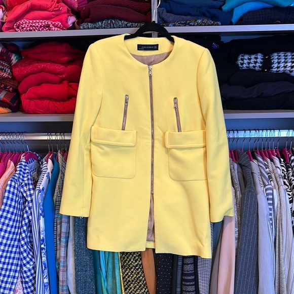 Zara Jackets & Blazers - Zara yellow zipper detail 2 pocket jacket size S